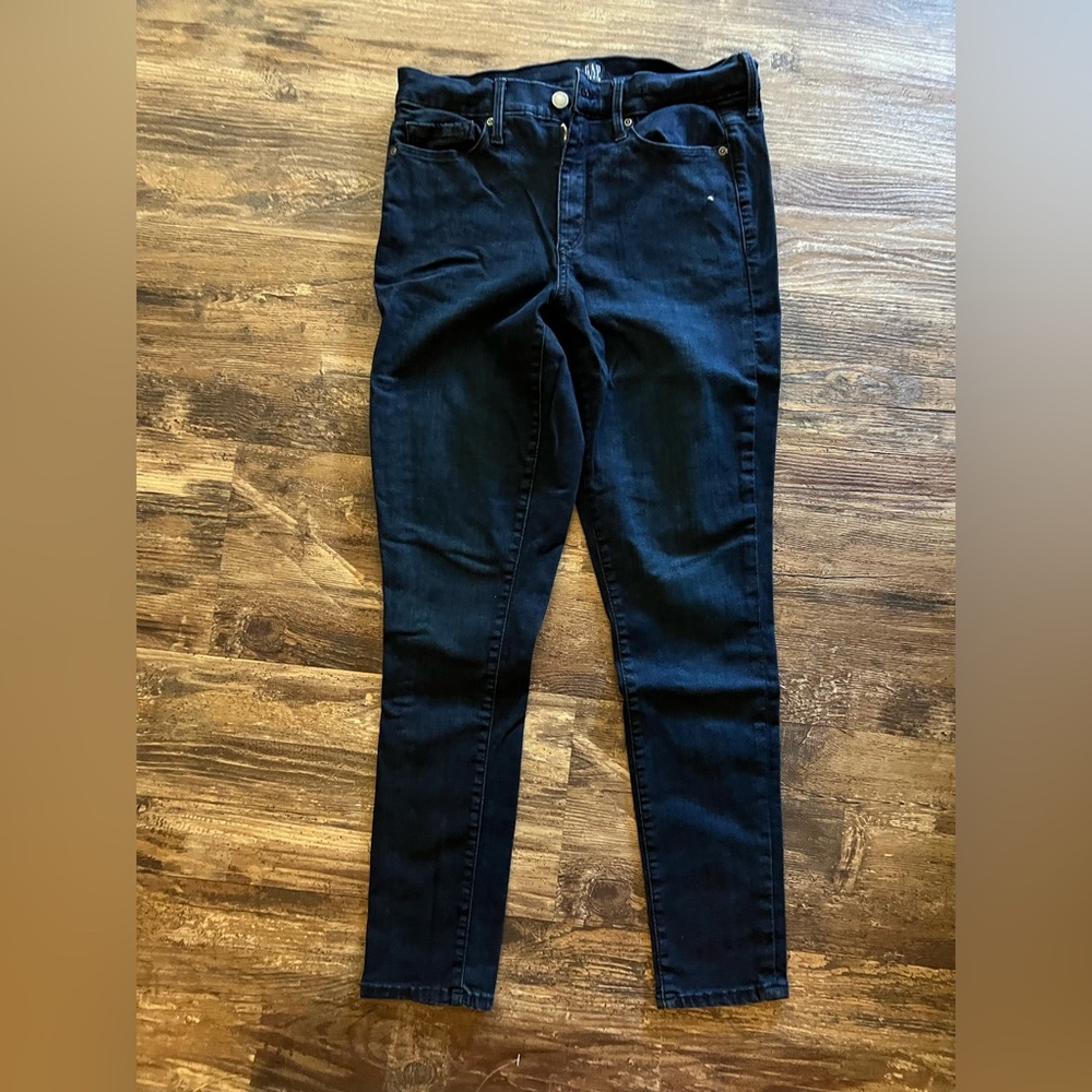 Size 8 Gap Dress Jeans NWOT